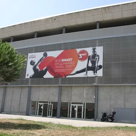 公寓 Old Market Place 吉马良斯