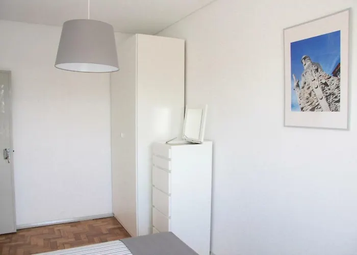 Old Market Place ギマランイス